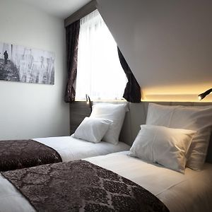 Habitación Estándar con 2 Camas Individuales